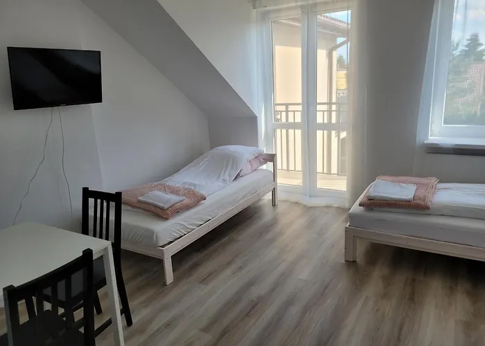 Studia Fredry 8 Piastow